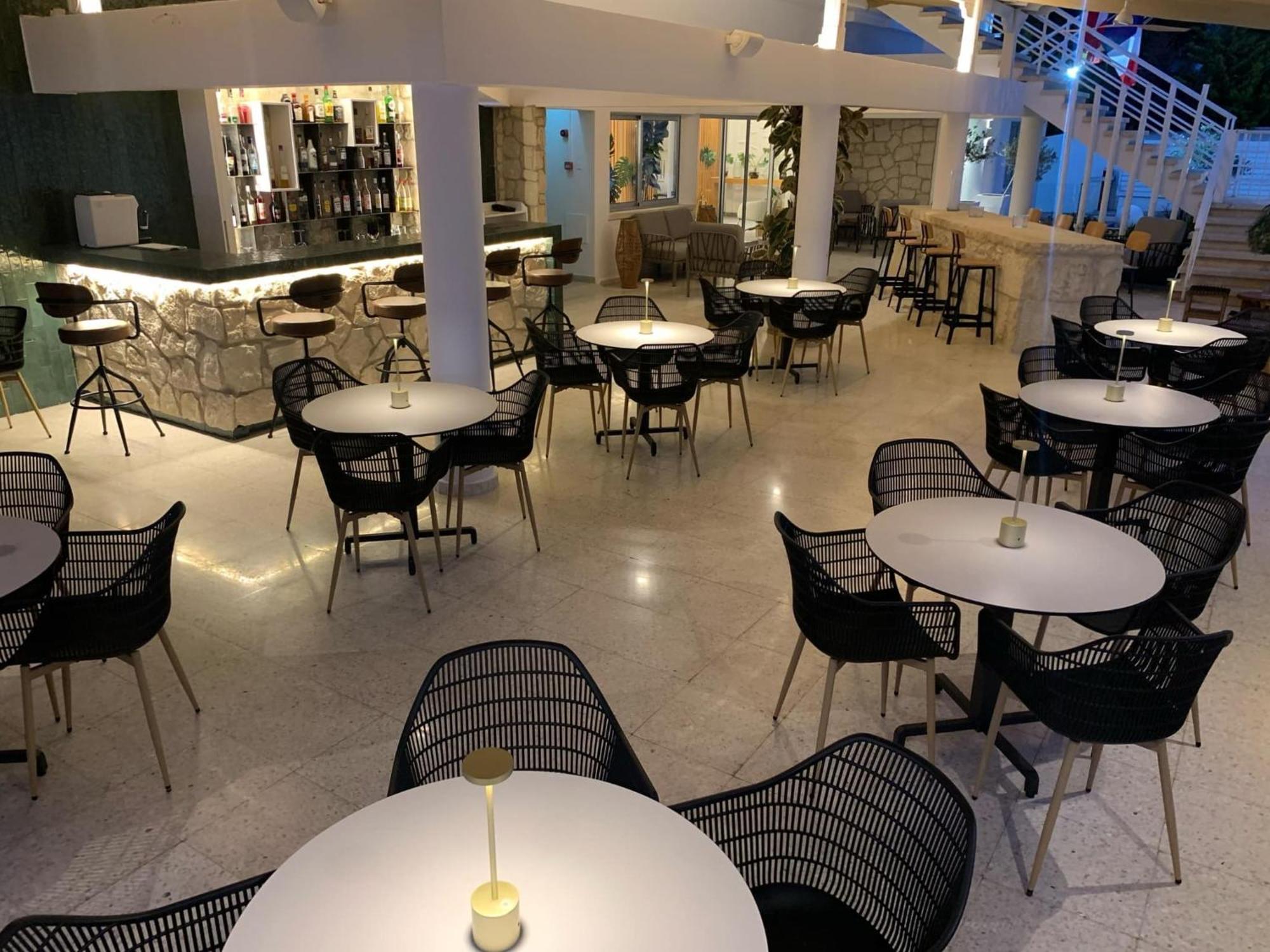 Appart hôtel Vrachia & - Adults Only Kissonerga